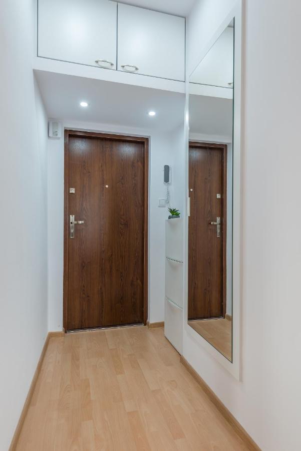 Szczesliwice Ochota P&O Serviced Apartments Варшава Екстериор снимка