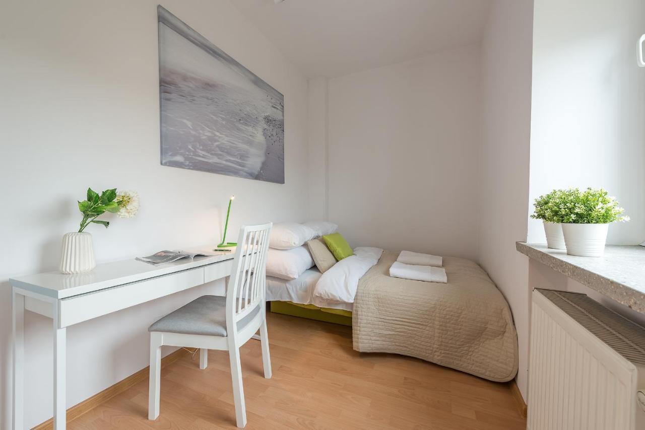 Szczesliwice Ochota P&O Serviced Apartments Варшава Екстериор снимка